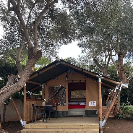 Glamping By Sunbeam Luxury tent Leporano
